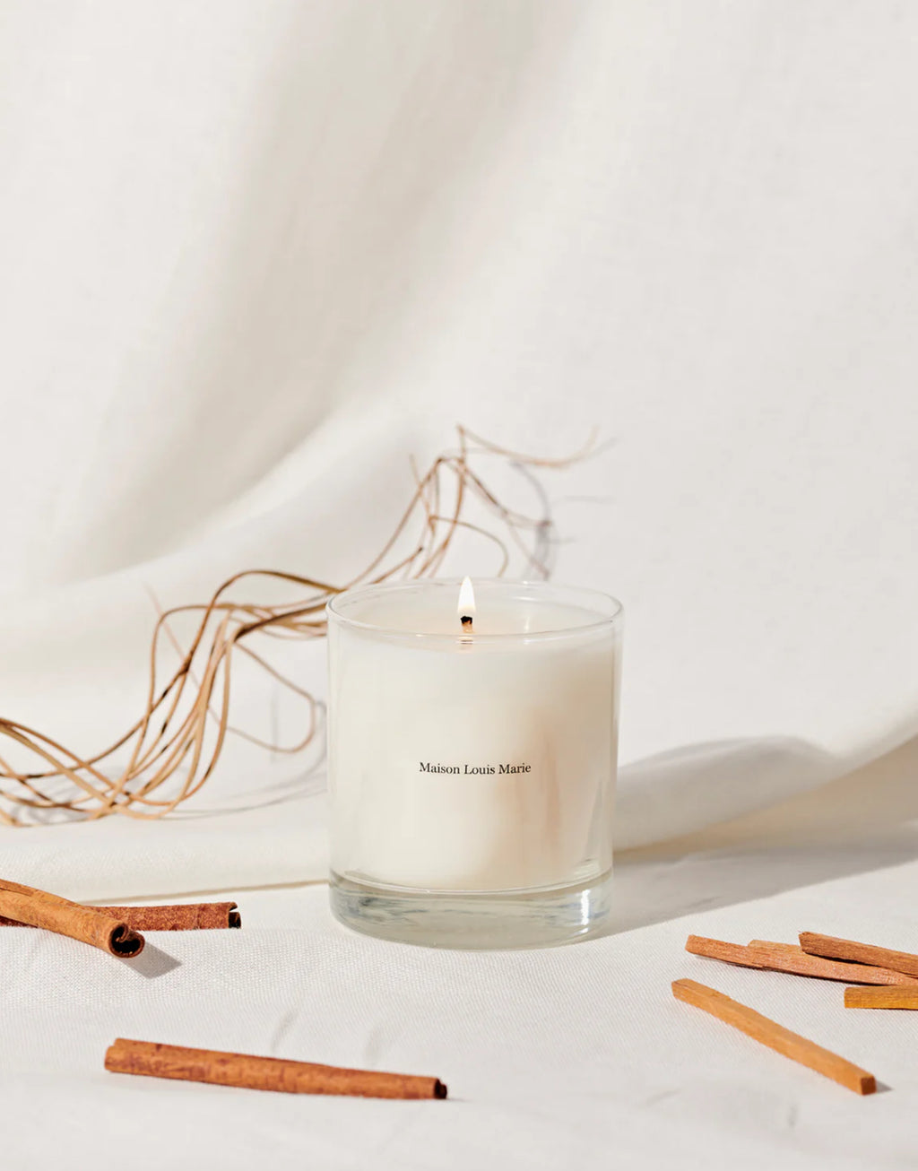 No.4 Bois de Balincourt Candle