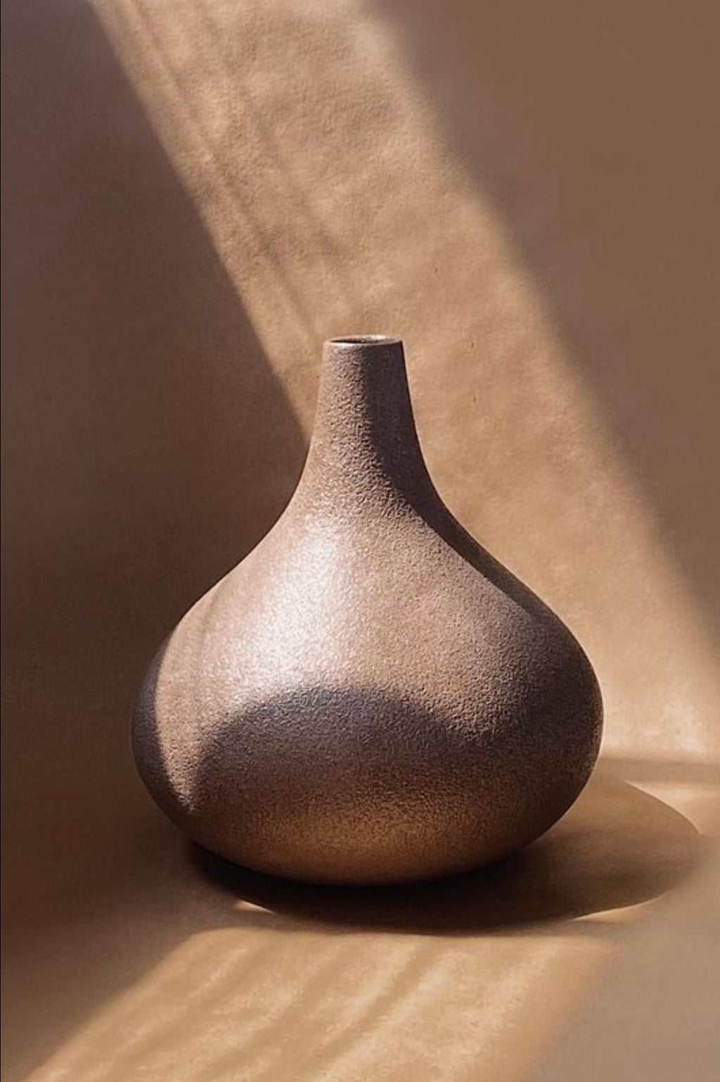 Hydra Vase